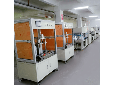 雙仁機械新能源鋰電池設(shè)備自動包膜機