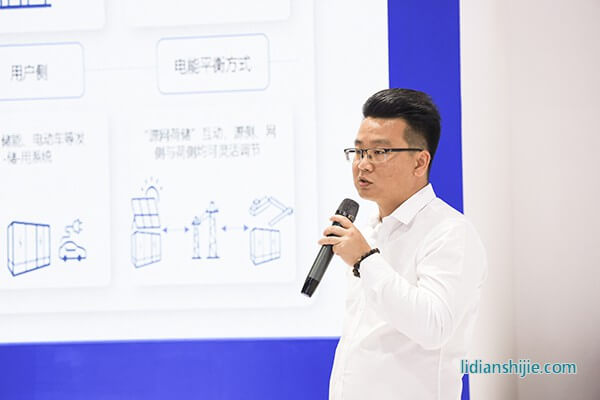 星云股份內(nèi)部4名產(chǎn)品專(zhuān)家現(xiàn)場(chǎng)進(jìn)行主題分享